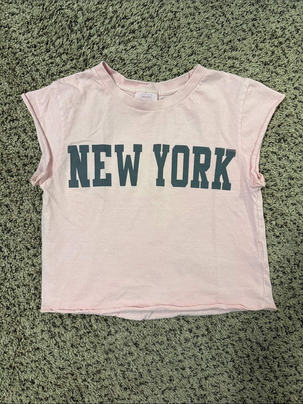 Bloom + Pop Cropped Graphic Muscle Tee w/Raw Hemline